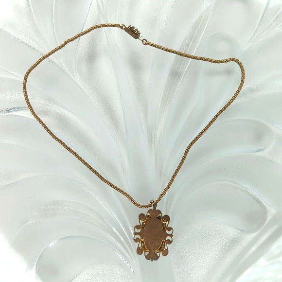 Sarah Coventry Queen Victoria Necklace and Bracelet Set - Picture 5 of 13